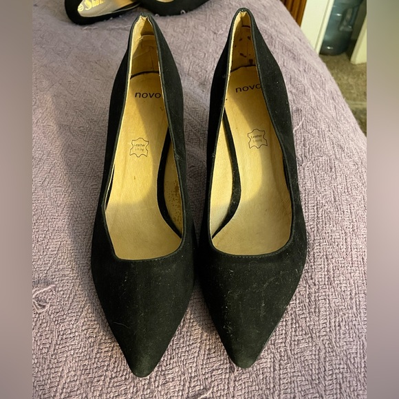 Black heels by Novo.  Size 10. - Picture 1 of 4